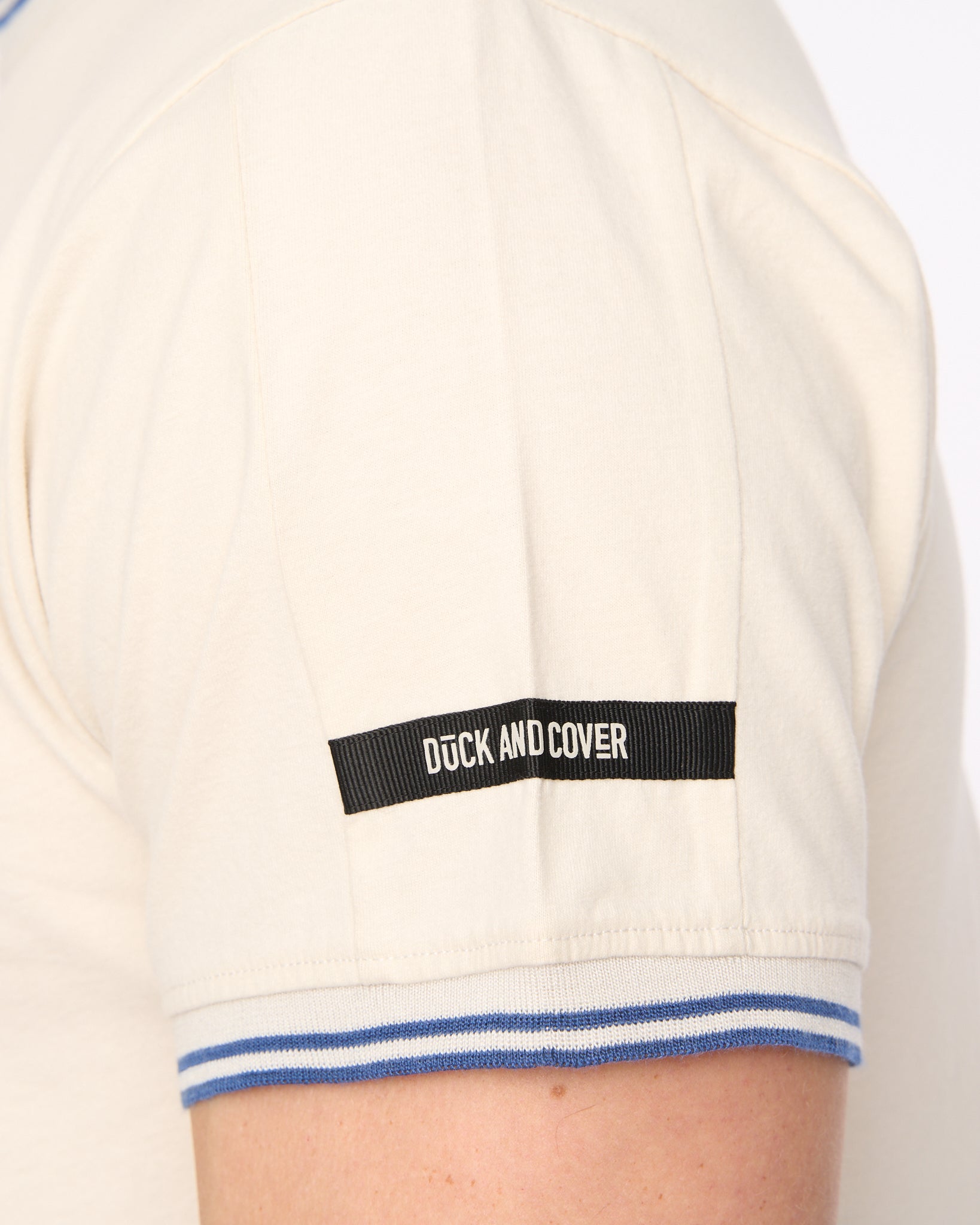 Duck & Cover Wrentham T-Shirt - Light Stone