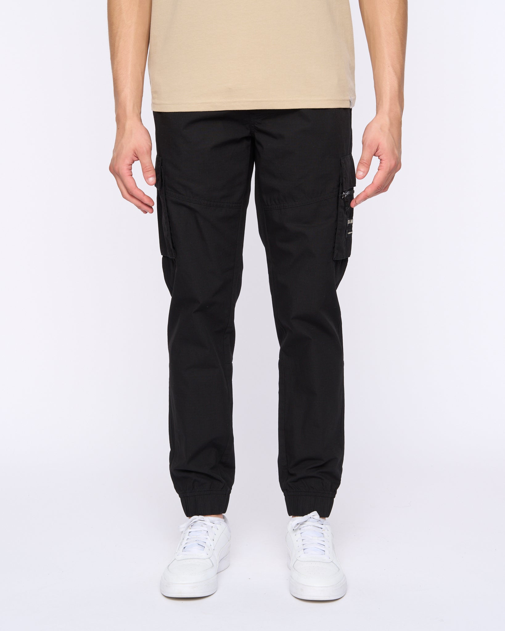 Duck & Cover Chesser Cargo Pants Black