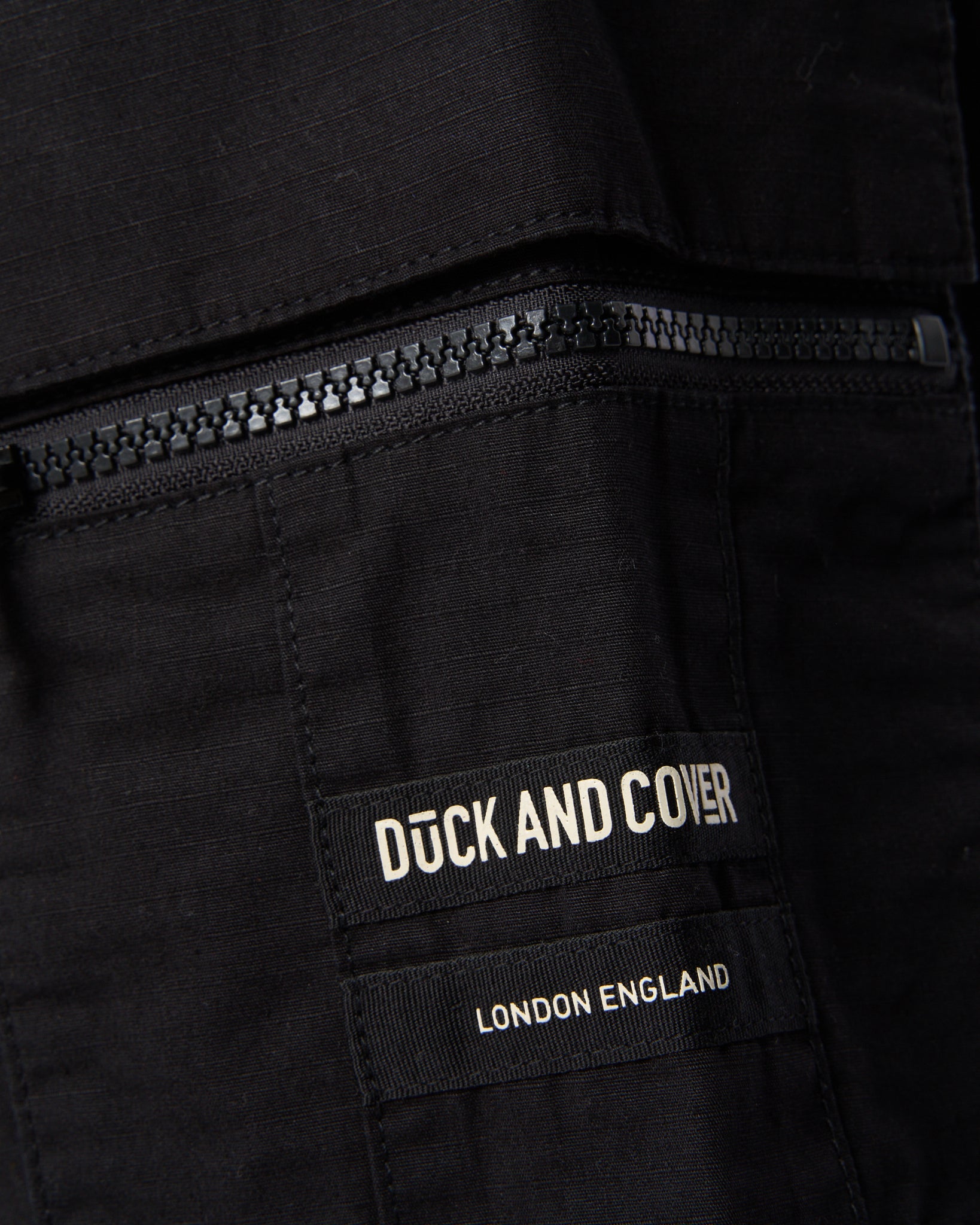Duck & Cover Chesser Cargo Pants Black