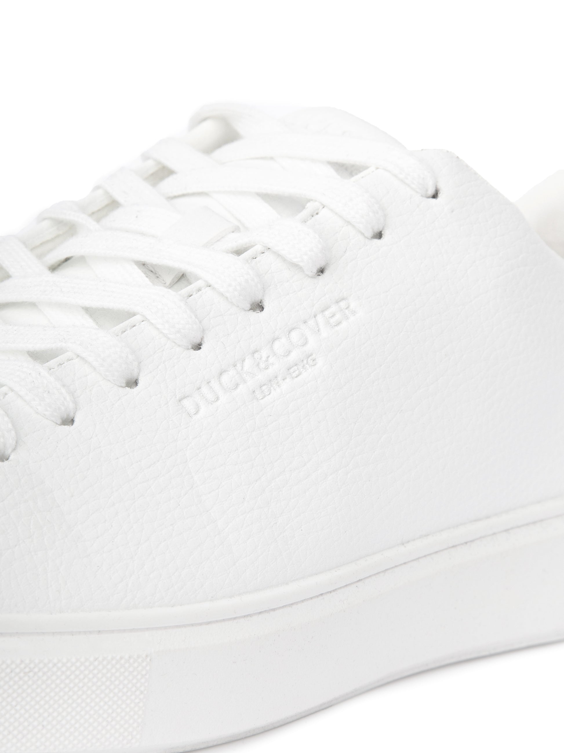 Duck & Cover Kremes Trainers White